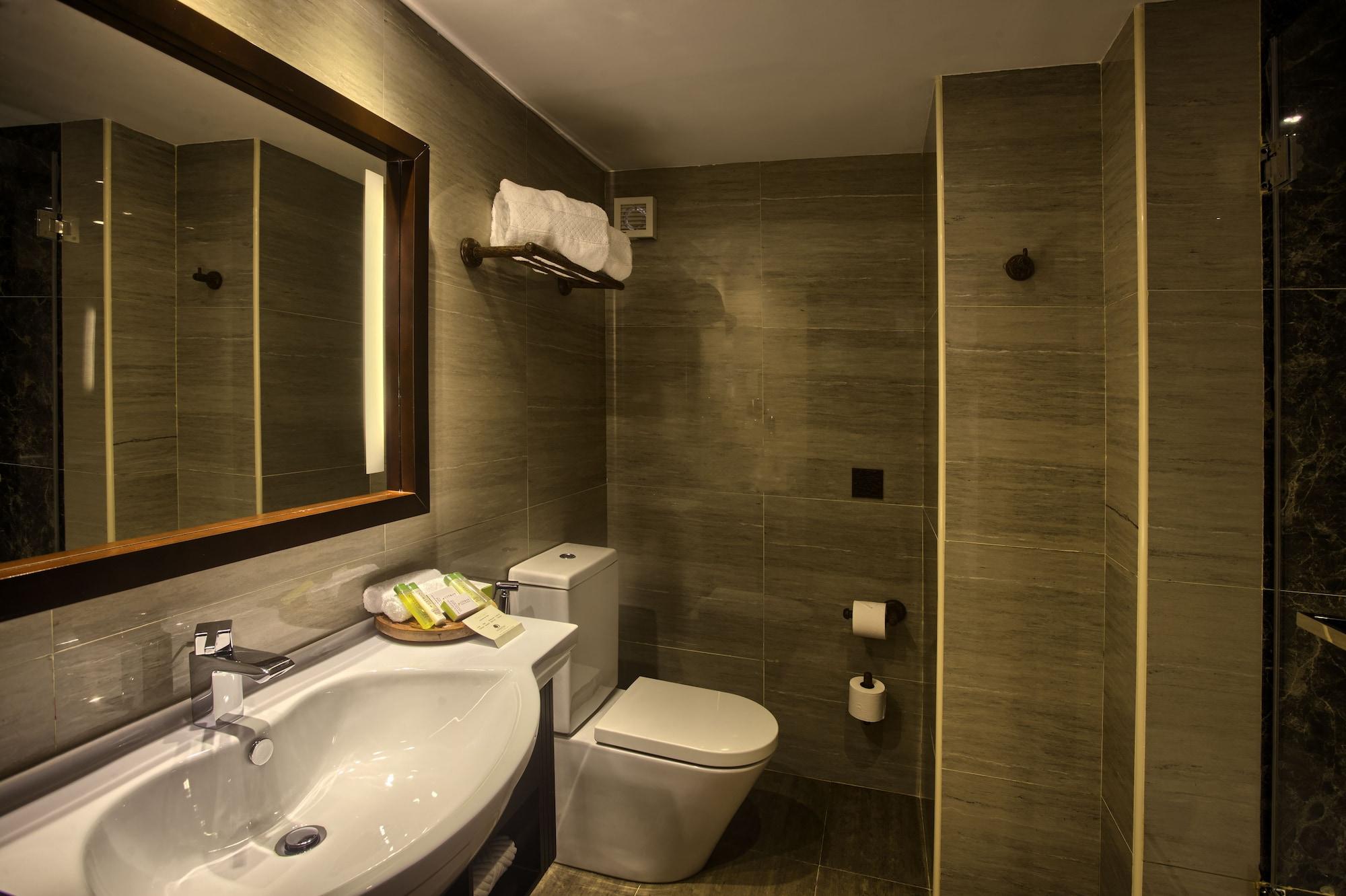 Hotel Spice Tree By Turaco 4*